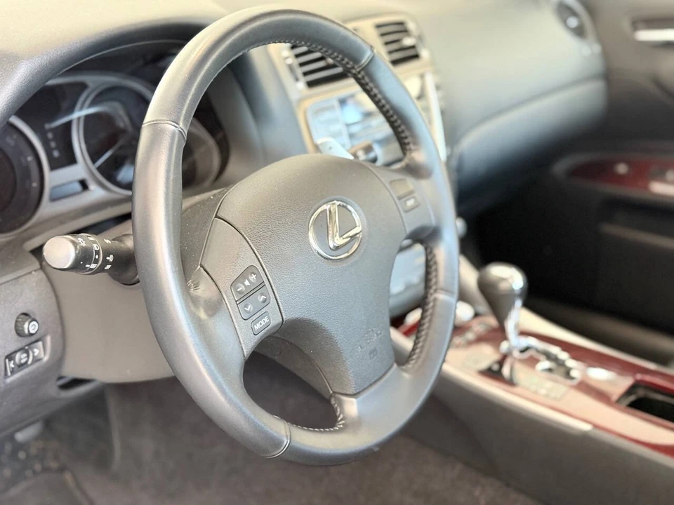 2008 Lexus IS 2nd Gen - Image 14 of 20