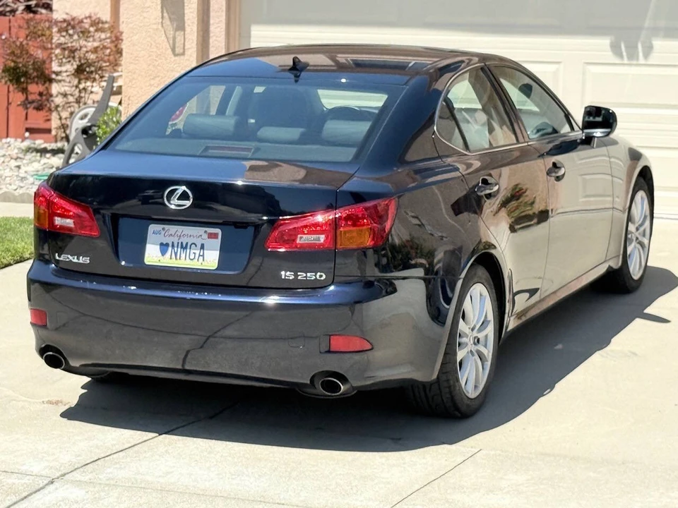 2008 Lexus IS 2nd Gen - Image 8 of 20