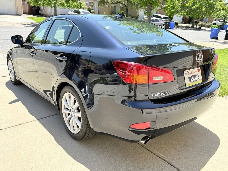 2008 Lexus IS 2nd Gen - Image 9 of 20
