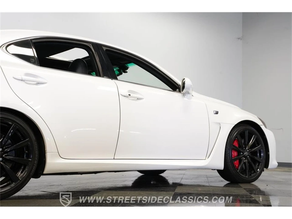2008 Lexus IS F 2nd Gen - Image 27 of 31