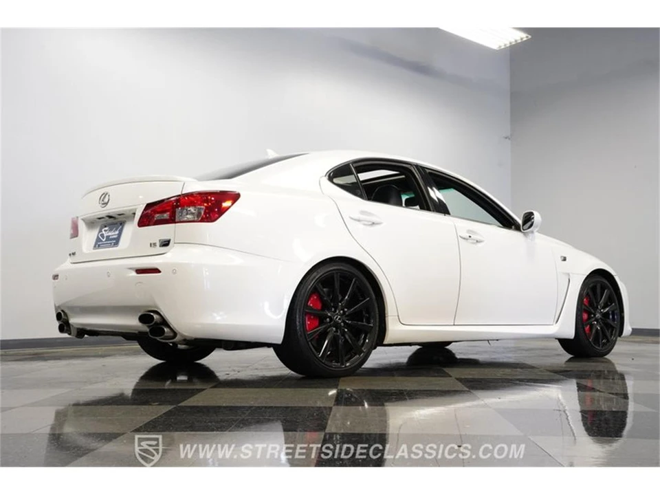 2008 Lexus IS F 2nd Gen - Image 26 of 31