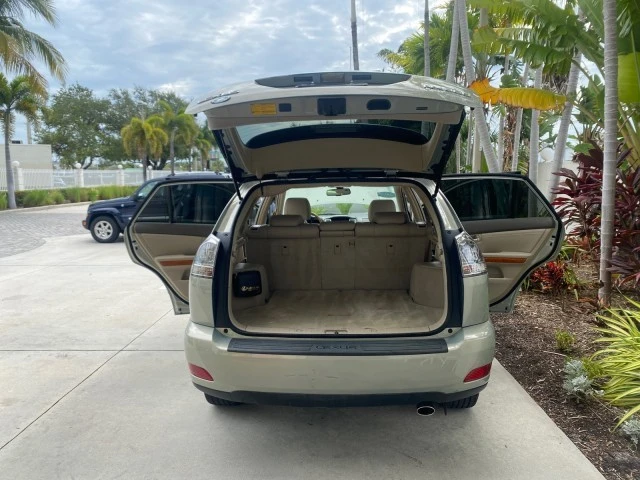 2008 Lexus RX 2nd Gen - Image 16 of 21
