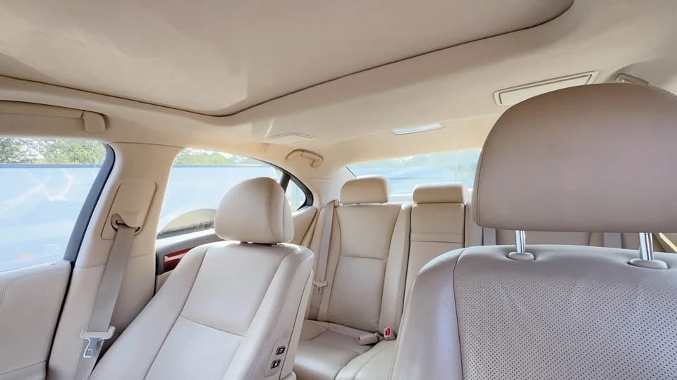 2008 Lexus LS 4th Gen - Image 7 of 10