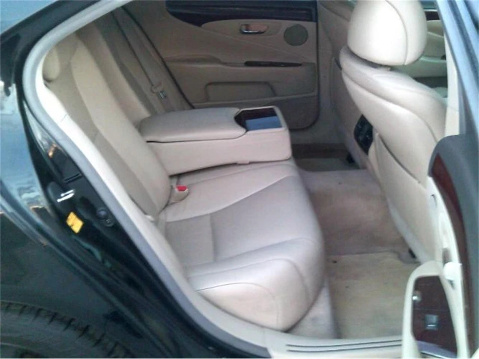 2008 Lexus LS 4th Gen - Image 10 of 17