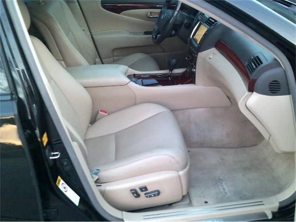 2008 Lexus LS 4th Gen - Image 9 of 17