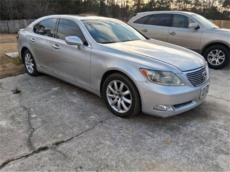 2008 Lexus LS 4th Gen - Image 8 of 9
