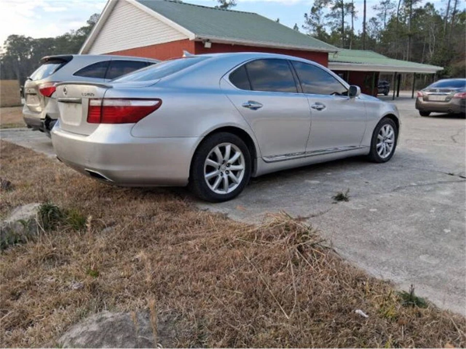 2008 Lexus LS 4th Gen - Image 2 of 9