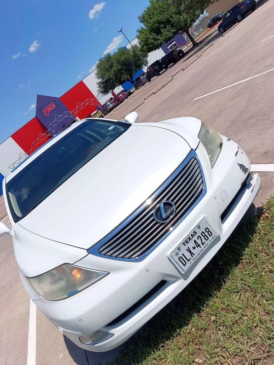 2008 Lexus LS 4th Gen - Image 8 of 12