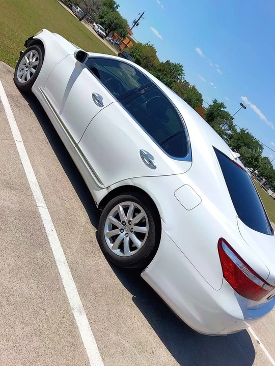 2008 Lexus LS 4th Gen - Image 3 of 12