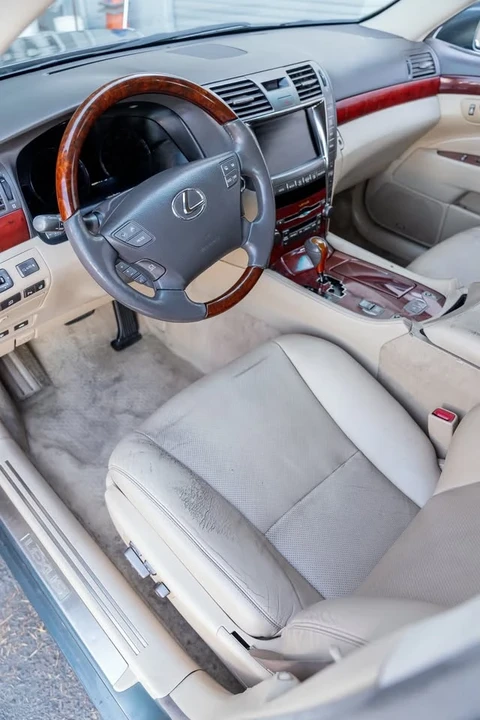 2008 Lexus LS 4th Gen - Image 12 of 20