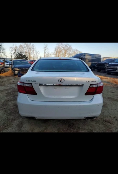 2008 Lexus LS 4th Gen - Image 5 of 7