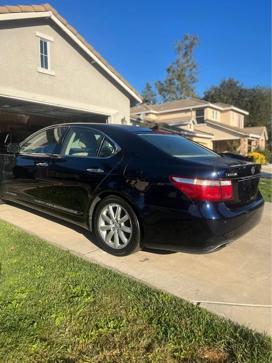 2008 Lexus LS 4th Gen - Image 4 of 10