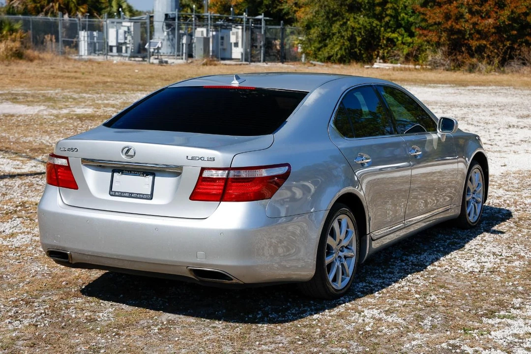 2008 Lexus LS 4th Gen - Image 11 of 12