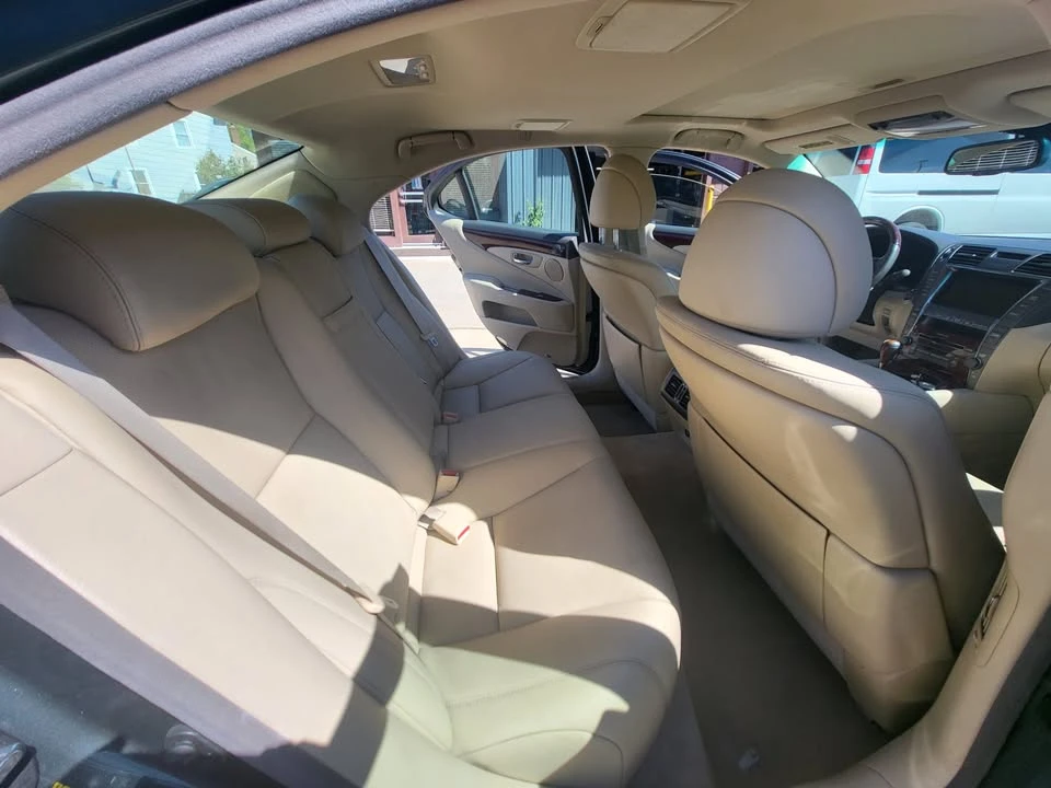 2008 Lexus LS 4th Gen - Image 10 of 15