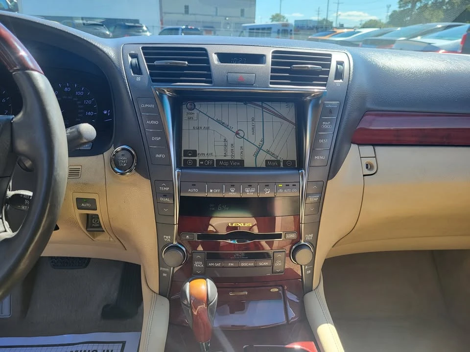 2008 Lexus LS 4th Gen - Image 13 of 15