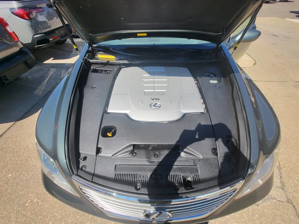 2008 Lexus LS 4th Gen - Image 15 of 15