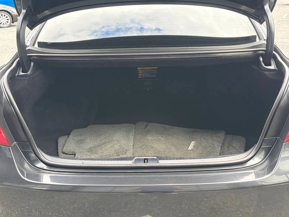 2008 Lexus LS 4th Gen - Image 5 of 20