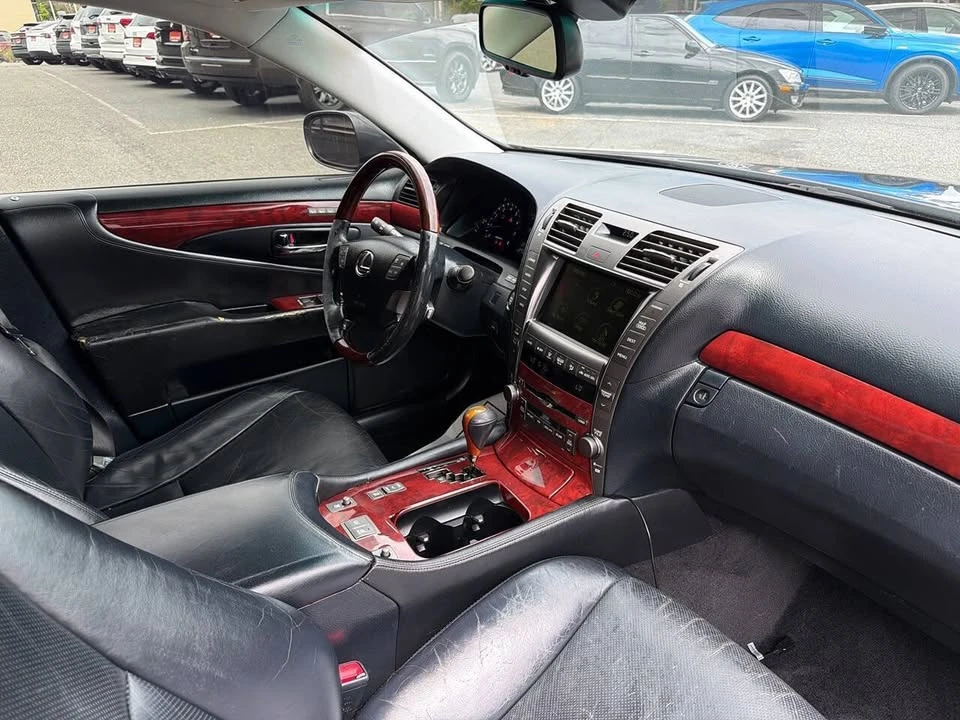 2008 Lexus LS 4th Gen - Image 14 of 20