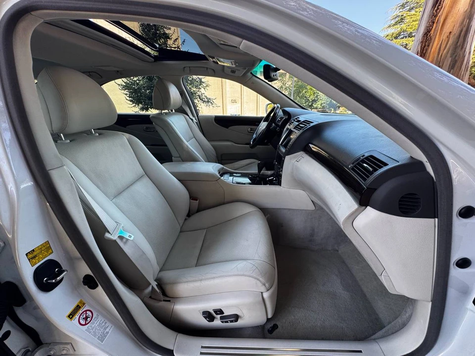 2008 Lexus LS 4th Gen - Image 8 of 14