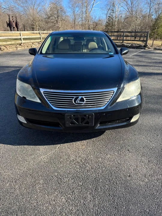 2008 Lexus LS 4th Gen - Image 11 of 15