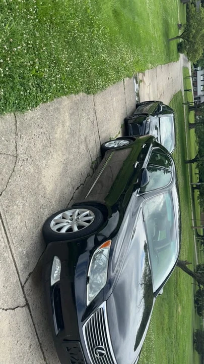 2008 Lexus LS 4th Gen - Image 3 of 15