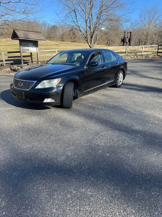 2008 Lexus LS 4th Gen - Image 8 of 15