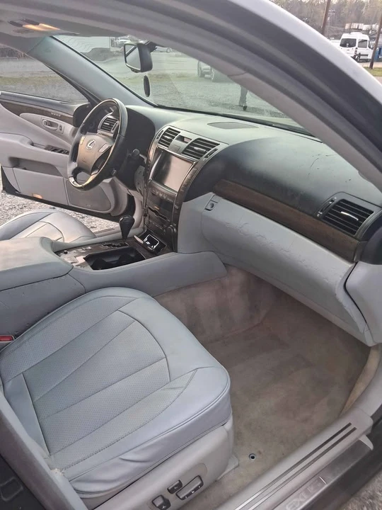2008 Lexus LS 4th Gen - Image 6 of 8