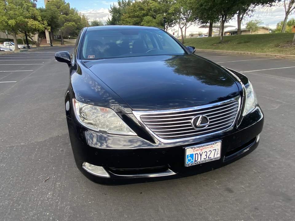 2008 Lexus LS 4th Gen - Image 27 of 31