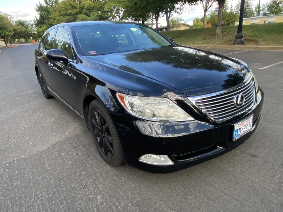 2008 Lexus LS 4th Gen - Image 26 of 31