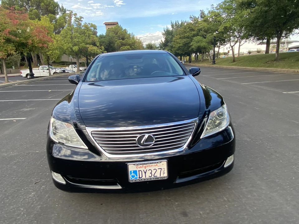2008 Lexus LS 4th Gen - Image 6 of 31
