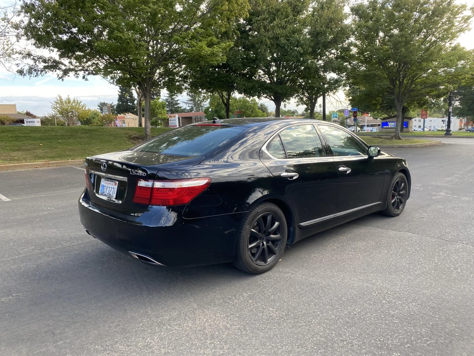 2008 Lexus LS 4th Gen - Image 19 of 31
