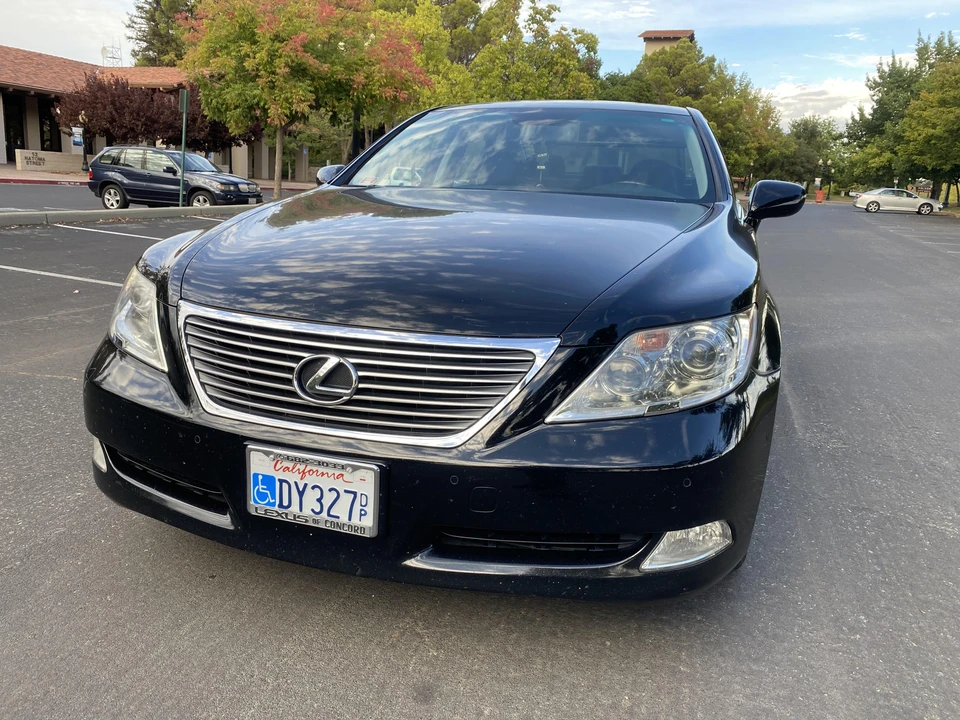 2008 Lexus LS 4th Gen - Image 8 of 31