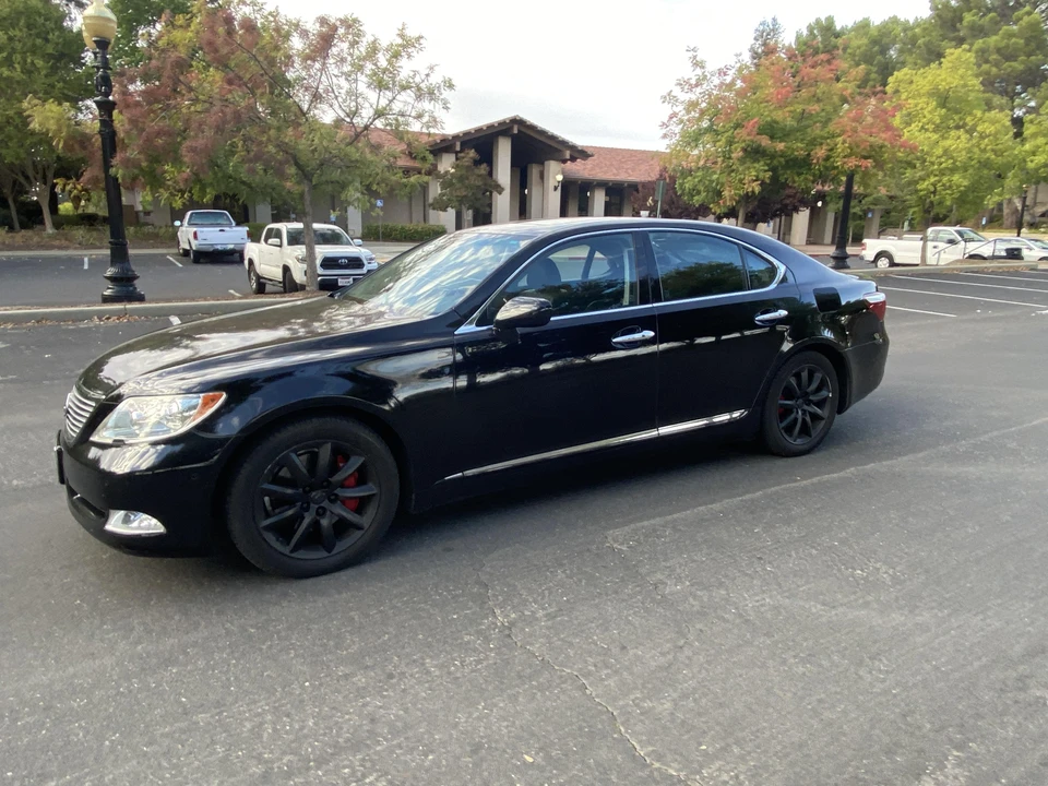 2008 Lexus LS 4th Gen - Image 13 of 31