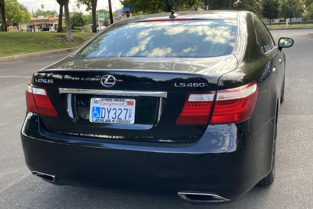 2008 Lexus LS 4th Gen - Image 5 of 31