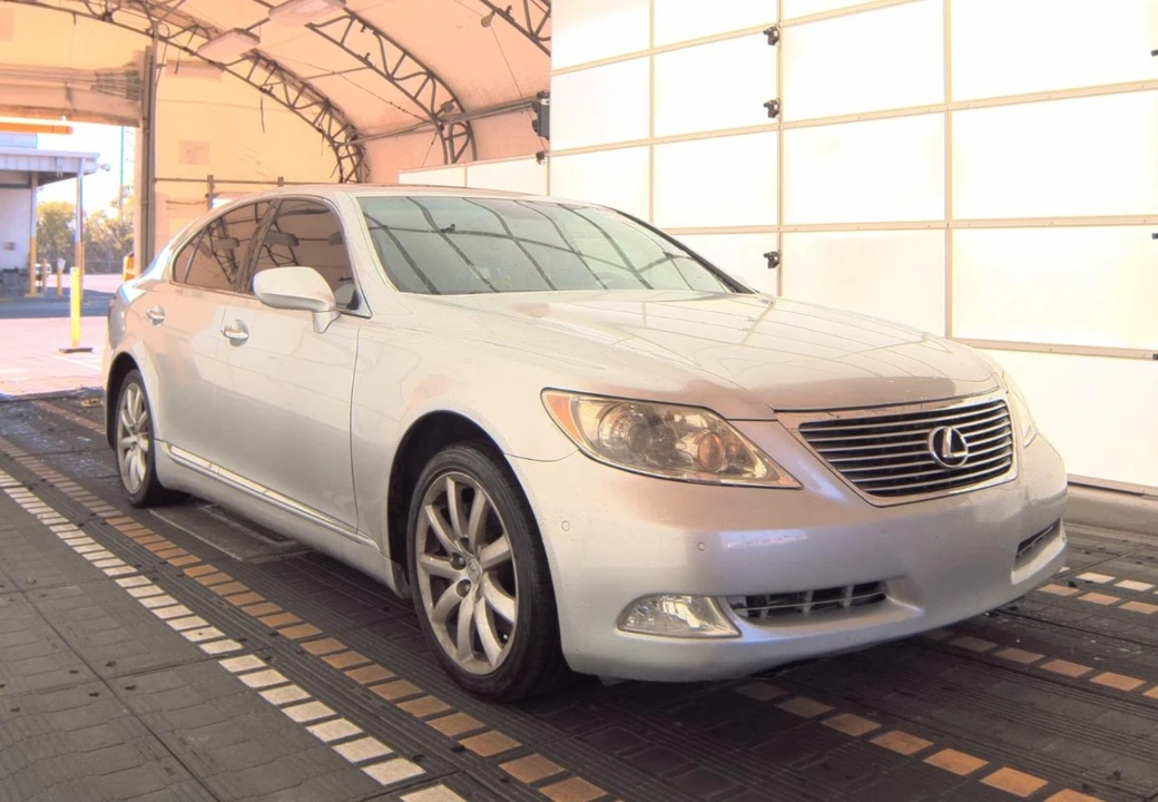 2008 Lexus LS 4th Gen - Image 6 of 12
