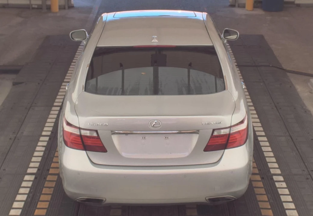 2008 Lexus LS 4th Gen - Image 3 of 12