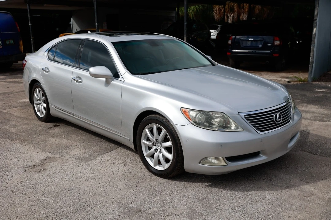 2008 Lexus LS 4th Gen - Image 15 of 21