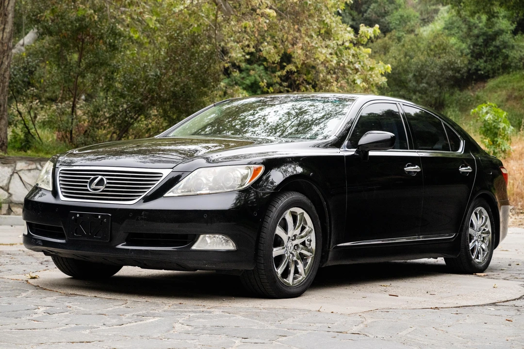 2008 Lexus LS 4th Gen - Image 8 of 31