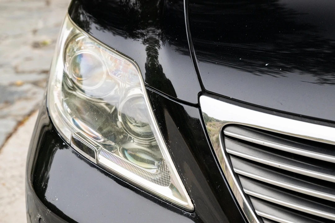 2008 Lexus LS 4th Gen - Image 19 of 31