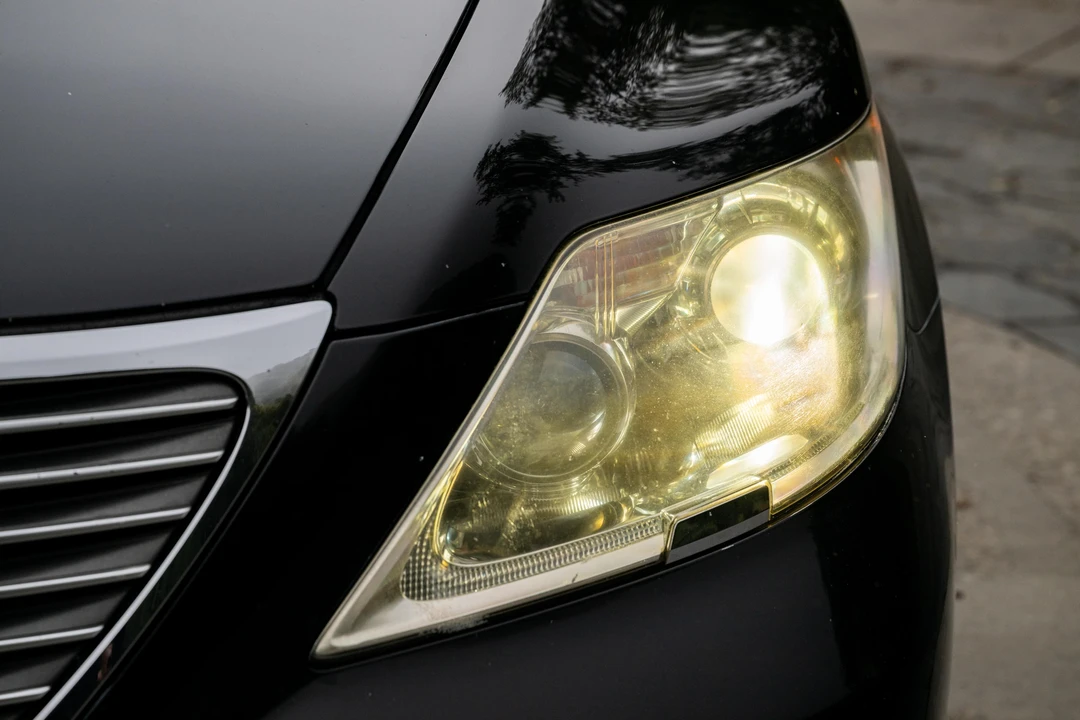 2008 Lexus LS 4th Gen - Image 25 of 31