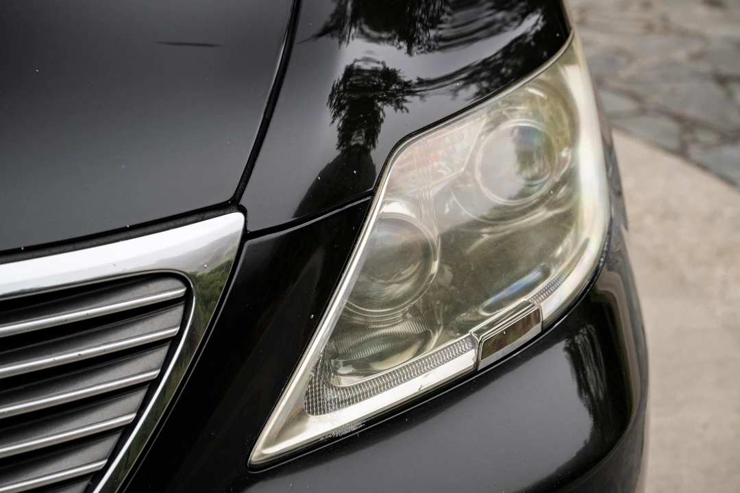 2008 Lexus LS 4th Gen - Image 23 of 31