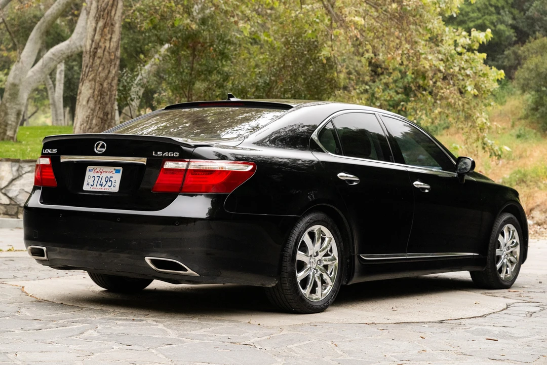 2008 Lexus LS 4th Gen - Image 15 of 31