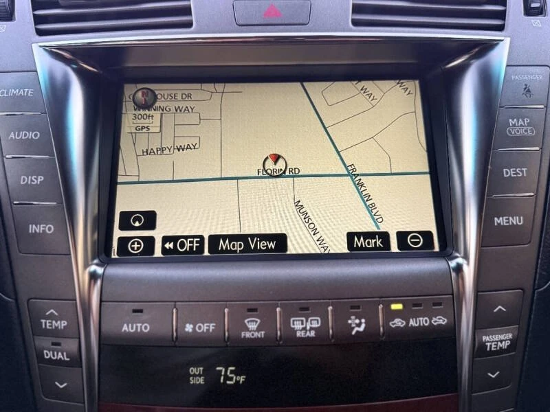 2008 Lexus LS 4th Gen - Image 17 of 19