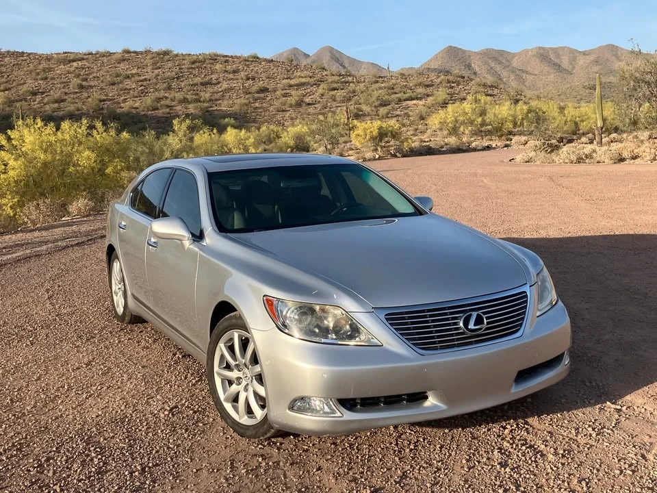 2008 Lexus LS 4th Gen - Image 2 of 3