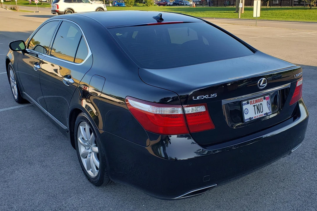 2008 Lexus LS 4th Gen - Image 4 of 31