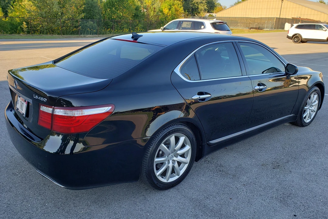 2008 Lexus LS 4th Gen - Image 5 of 31