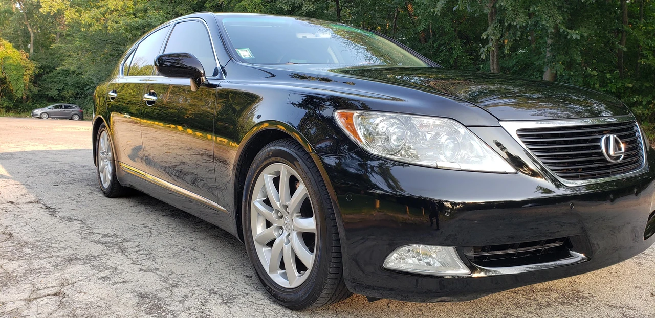 2008 Lexus LS 4th Gen - Image 19 of 31