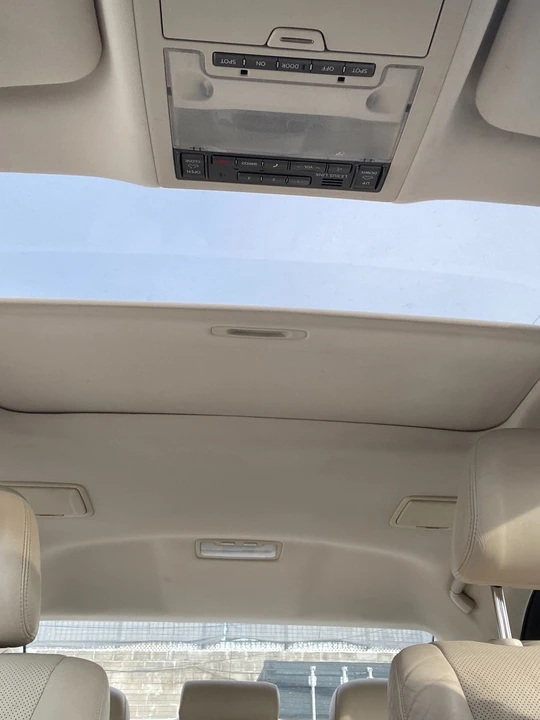 2008 Lexus LS 4th Gen - Image 13 of 18