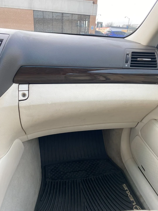 2008 Lexus LS 4th Gen - Image 11 of 18