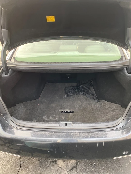 2008 Lexus LS 4th Gen - Image 17 of 18